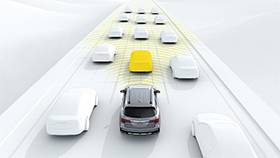 A four door SUV using its distance keeping technology, sensing a vehicle ahead of it.  / VUS quatre portes qui détecte un véhicule devant grâce à sa technologie de maintien de la distance. 